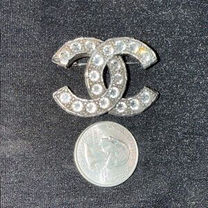 Euc Vintage CHANEL Sparkle Crystal Brooch CC Pin With COA